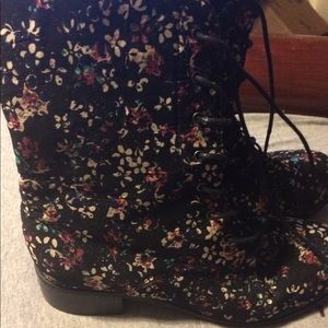Floral print combat boots